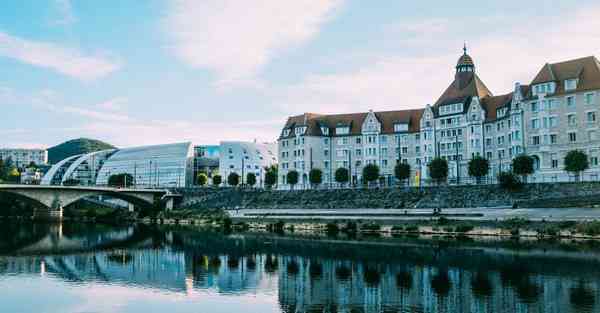 AI智能教育技术竞争，智慧树AI技术赋能教育