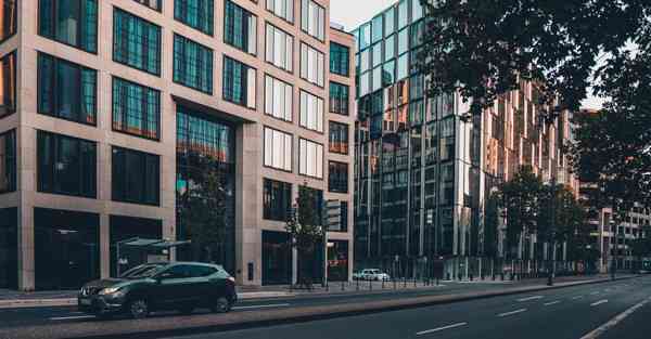 货运仓库智能机器人，智能货运机器人