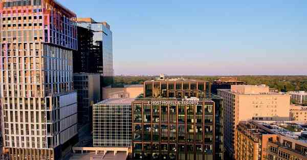 人工智能和机器人的优势