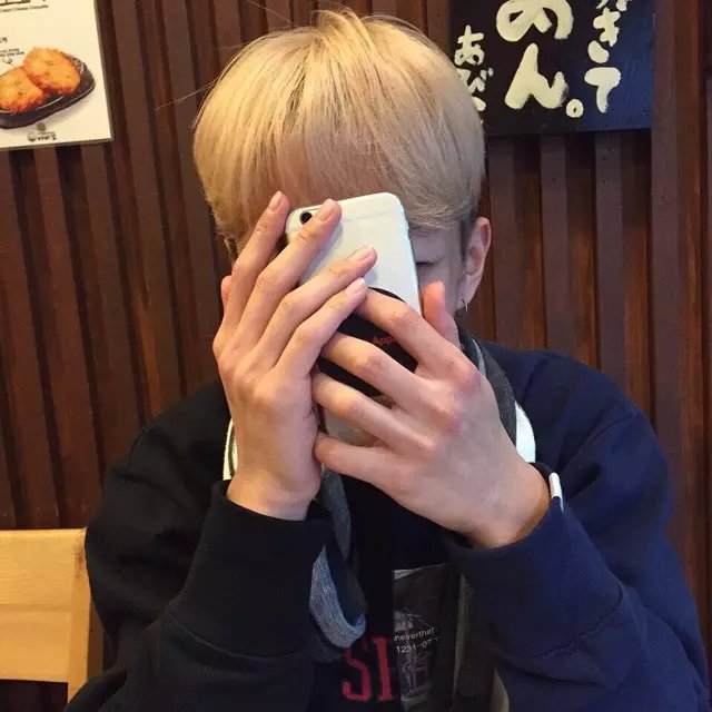 耿承玲雯