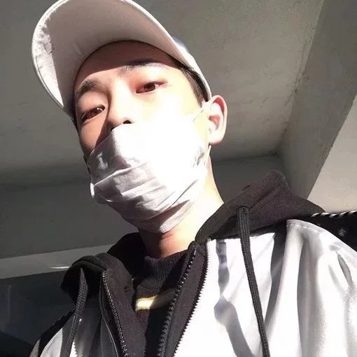 廖龙贞瑞