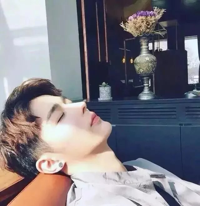 徐程策晶