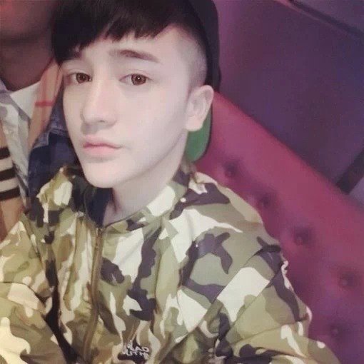 谭桦和莎